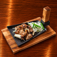 地鶏もも炭火焼き