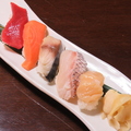 料理メニュー写真 握り寿司　五種