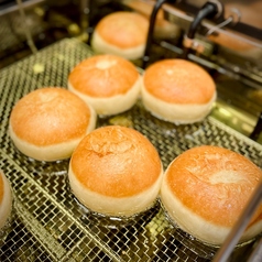 店内で生地から全て手作りにてお作りしております！