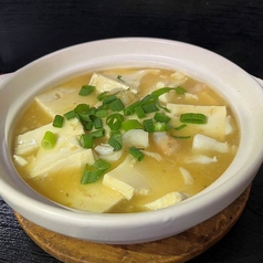 上海蟹味噌の海鮮豆腐煮込み