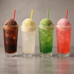 4種のクリームソーダ/クリームサワー(お酒)