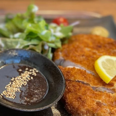 トンカツ定食