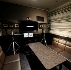 カラオケサウンドバー 自宅で本格カラオケ、歌えるサウンドバー。共同テレビ開発 - AV Watch