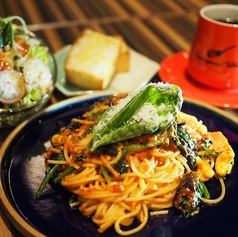 茄子とホウレン草のトマスパスタ