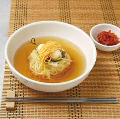 松阪牛の牛骨スープを使った 松阪牛 冷麺
