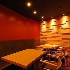 綺麗でモダンな空間ですので、店内にいる間はちょっと特別な時間に。お仕事や生活で疲れた際に、ちょっと一息☆上質なヱビスビールやヱビス ビヤカクテルを飲みながら心と体を休ませてください。