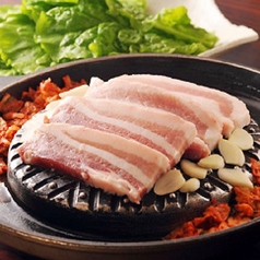 韓国料理居酒屋 マビの台所 南１条店の特集写真