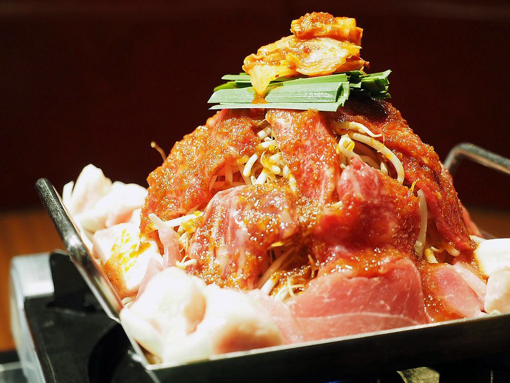 鍋料理も充実♪　パーティー＆宴会にもご利用ください！！