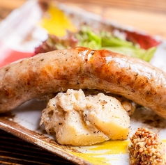 自家製の特大ハーブソーセージ