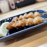 こだわりの【炭火焼き】が自慢！絶品の焼鳥をぜひ♪