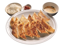 ご飯大盛り変更OK！炊き立てご飯と熱々スープ