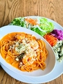 料理メニュー写真&nbsp;エビトマトクリームパスタ