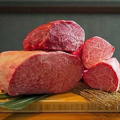 厳選された黒毛和牛がお手頃価格で堪能できる