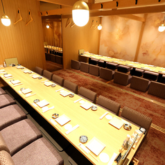 【16名様個室】中規模宴会に◎大小様々な個室をご用意しておりますので、シーンに合わせて選べるお席が多数！最大28名様までのご宴会も可能です！宴会にピッタリの飲み放題付きコースや早割遅割などのサービスも◎ぜひご宴会の際は当店をご利用ください。