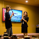 宴会場にはカラオケも有ります！しかも無料歌い放題♪居酒屋さんではできない盛大な宴会が楽しめますよ♪ただし、ご宴会場団体利用のお客様にのみのサービスになります。また、無料サービスのため、最新ではございません。場合によってはお断りしております