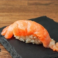 料理メニュー写真 〆鯖/鯵/サーモン/カンパチ/旬の白身魚