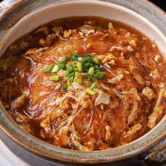 ふかひれ入りあんかけ炒飯の写真