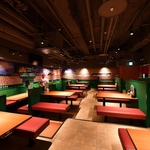 「ZOOMZOOMスタジアム」をモチーフにしたお席もご用意しており広島東洋カープ一色の店内です♪