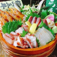 愛媛県近海の地物鮮魚を使用した【刺身の桶盛り合わせ】