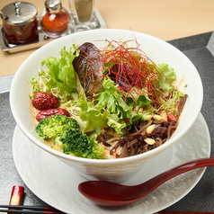 薬膳豆乳担々麺