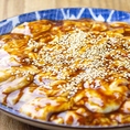 ホルモンマニアも思わずうなる！人気のホルモンをお楽しみいただけるコースございます。味噌牛、味噌上ホルモンとタレは豚ハツ、レバー、豚ミノ。塩ベースはパイプ、てっぽう、子袋と色々な部位をご提供！+1500円で飲み放題も追加可能です。さらに+500円で全ドリンクが飲み放題に！