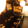 最大10名様でご利用いただけるテーブルタイプの個室。落ち着いてお食事をお楽しみいただけます。会食や宴会に最適。