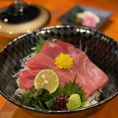 本まぐろ丼