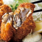 我らが地元！三陸産のプリプリでジューシーなカキフライ☆特製のタルタルソースをかけて召し上がれ◎