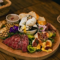 【コース限定！前菜5種盛り】人気のコースは3種類から♪