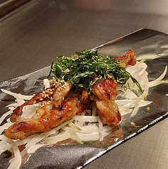 せせりとしその梅肉炒め