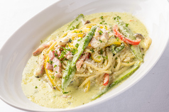 パンチェッタと彩り野菜のバジルクリームパスタ　セット
