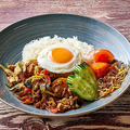 料理メニュー写真&nbsp;ガパオライス～鶏肉のバジル炒めご飯～