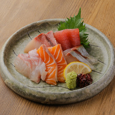 鮮魚のお造り盛り合わせ3種・5種(二人前から)