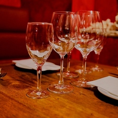 可愛いらしい店内でソファ席も人気記念日、おしゃれな女子会にご利用ください。