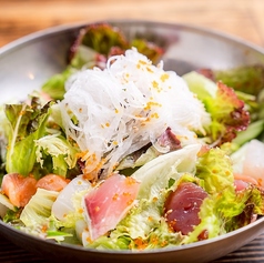 わさび味噌ドレッシングの海鮮サラダ