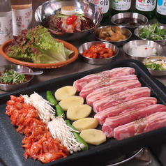サムギョプサル　韓国料理　カンナムチョッパル　西新店の特集写真