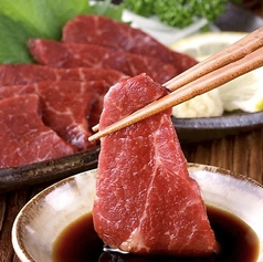 復活！馬刺し！生と炙り盛合わせ