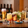【豊富なカクテル＆ウィスキー】数十種類のリキュールやウィスキーをご用意しております♪メニューに無いカクテルなど、わがままオーダーも喜んでお作り致します！！