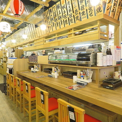 大型宴会可能です！！テーブルの着席最大1団体64名様までご案内可能です！！旨い料理と旨い酒で毎日をひと時を最高のひと時に♪おおもちろん1名様のお客様も大歓迎です！！カウンター1名様×7席ございますので、ぜ日ご来店くださいませ！！