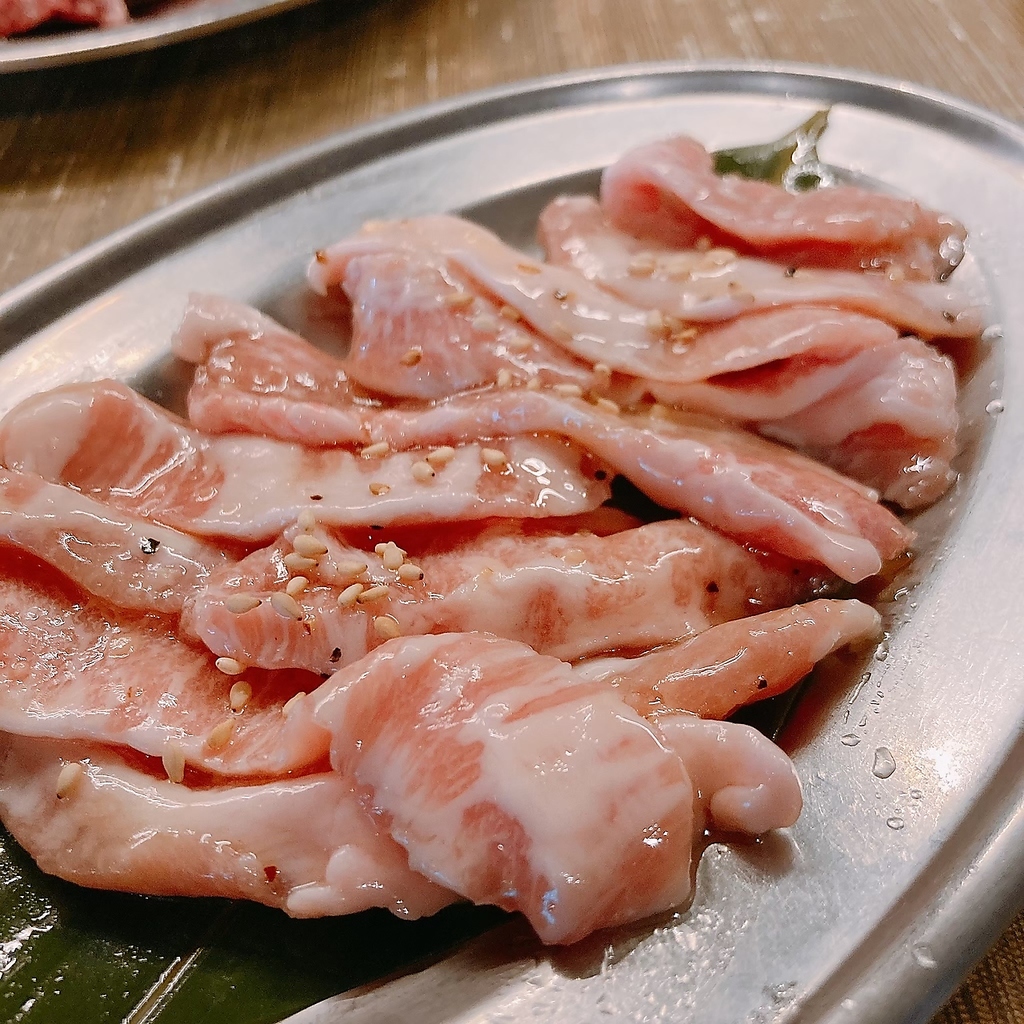 ほどよく脂がのっていてうまい！人気の部位トントロ