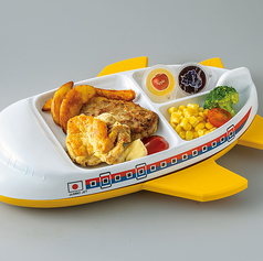お子様ひこうきプレート(パン食べ放題&ドリンクバー付)