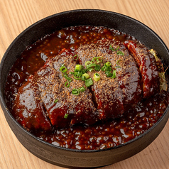 【名古屋コーチン】むねの鉄板みそかつ