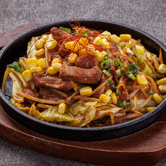 鉄板豚キムチ炒め