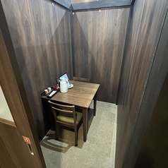 2名様用のテーブル個室