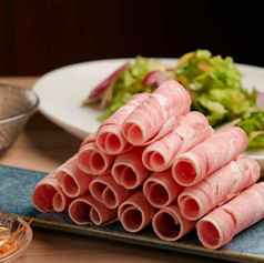 ラムしゃぶ金の目 新宿店の特集写真