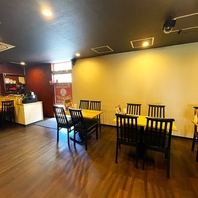 広々とした明るい店内♪