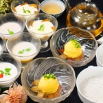 心を込めて手作りの中国Sweetsが大人気。マンゴープリン、杏仁豆腐、マンゴーアイス、タピオカミルク