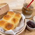料理メニュー写真&nbsp;蒸籠蒸しパン＆あんバター