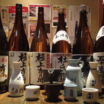 日本酒は新潟の銘酒をご用意。異なる味わいをじっくりと堪能できて、日本酒好きには堪らない◎