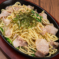 料理メニュー写真&nbsp;焼ラーメン鉄板